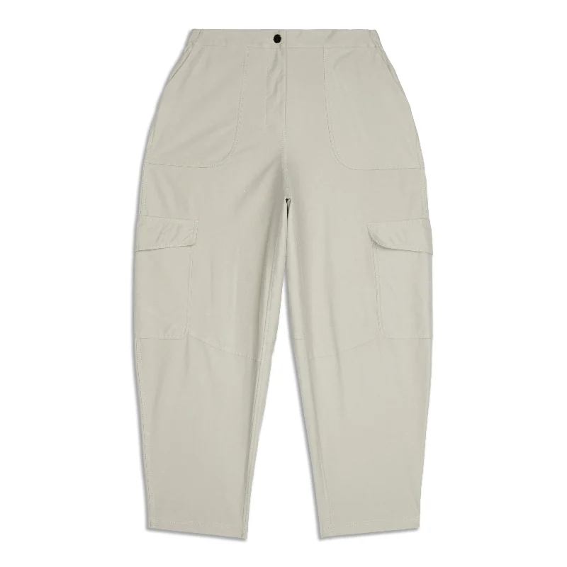 Light Cargo Pocket High-Rise Pant - Resale