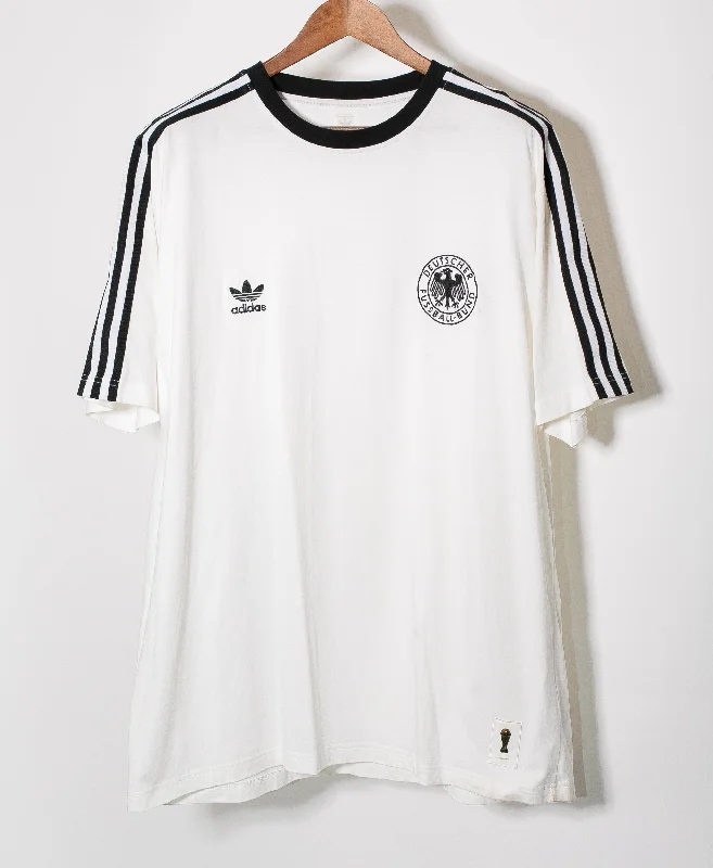 Germany 2005 Retro Tee (2XL)